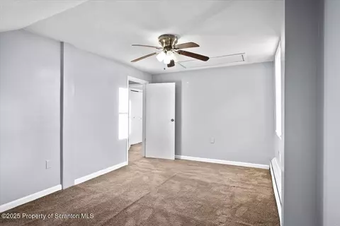 Bedroom - 512 Delaware Ave, Olyphant, PA 18447 photo 3 of 5