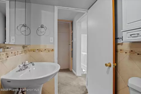 Bath - 512 Delaware Ave, Olyphant, PA 18447 photo 4 of 6