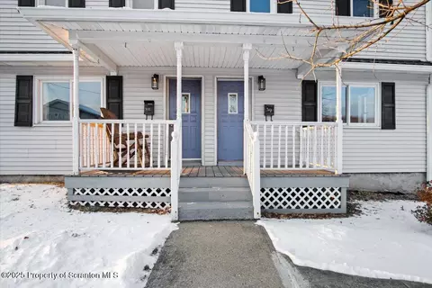 Exterior - 512 Delaware Ave, Olyphant, PA 18447 photo 4 of 6