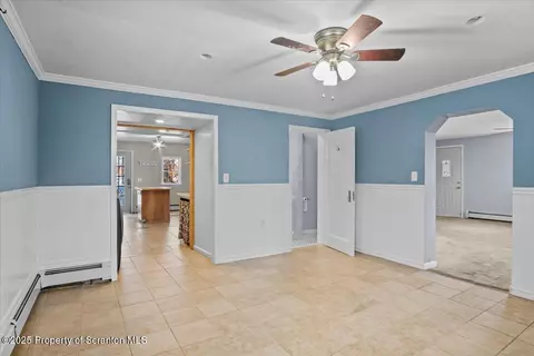 Entry Way - 512 Delaware Ave, Olyphant, PA 18447 photo 2 of 6