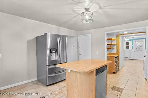 Kitchen - 512 Delaware Ave, Olyphant, PA 18447 photo 2 of 3