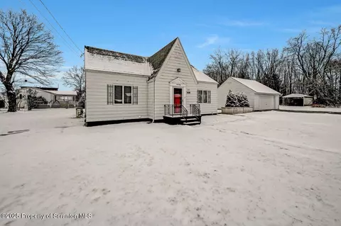 240 Main St, Eynon, PA 18403