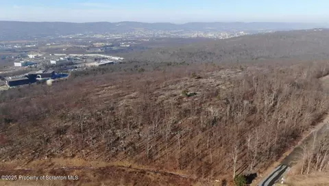 Montage Mt Rd, Scranton, PA 18507