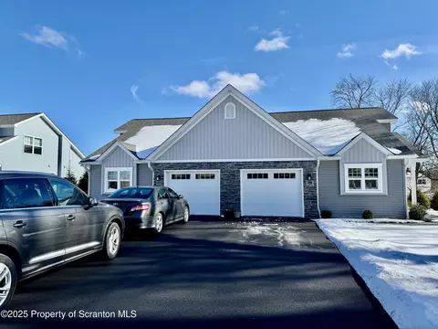 423 Sheridan Ave, Clarks Summit, PA 18411