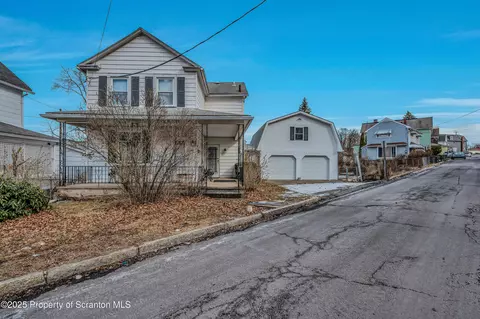 44 W Liberty St, Hanover Twp, PA 18706