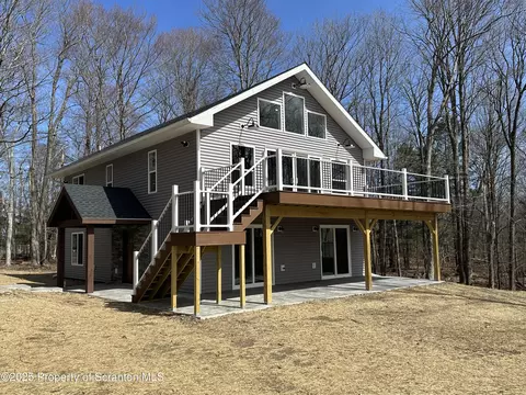 13692 State Route 374, Union Dale, PA 18470