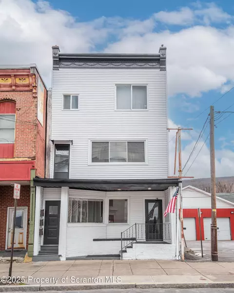 18 N Main St, Ashley, PA 18706