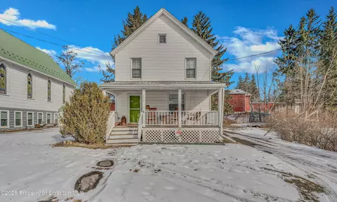 233 Jackson St, Montrose, PA 18801