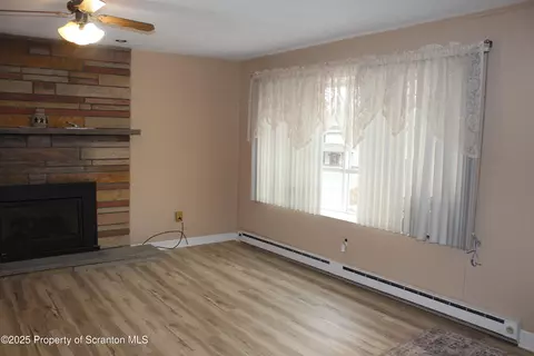 Living - 347 Terrace Ave, Shavertown, PA 18708 photo 3 of 6