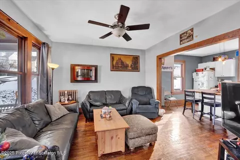 Undisclosed, Scranton, PA 18509 photo 10