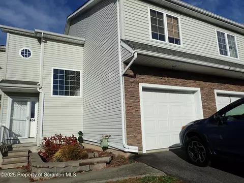454 S Keyser Ave, Scranton, PA 18504