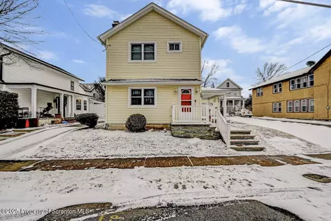 214 Church St, Dunmore, PA 18512