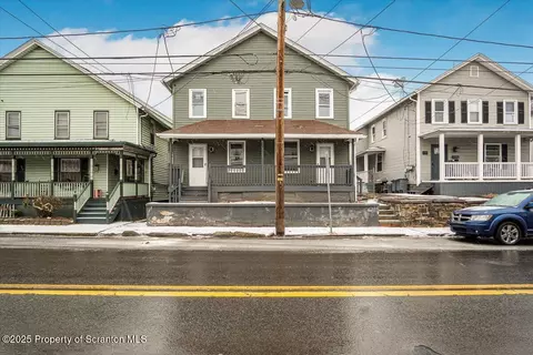 322 S 324 S Main St, Taylor, PA 18517
