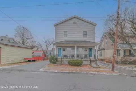 115-117 Swartz St, Dunmore, PA 18512