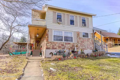 2833 Frink St, Scranton, PA 18504