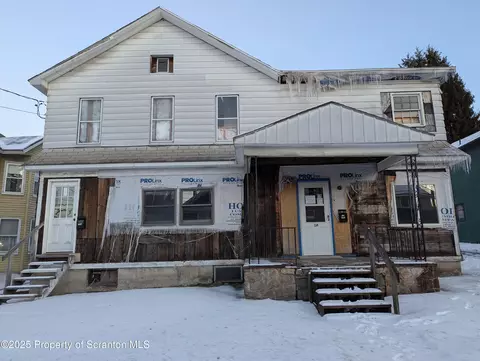 114 Belmont St, Carbondale, PA 18407