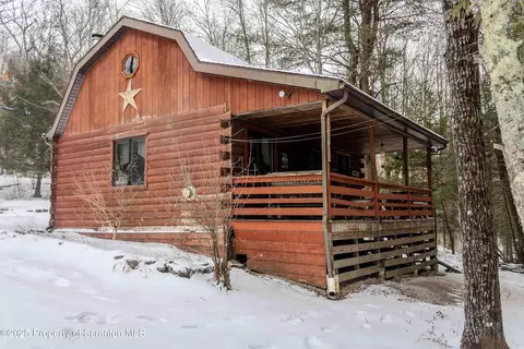 2034 School Rd, New Milford, PA 18834