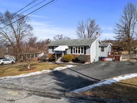 2642 Ash St, Scranton, PA 18510