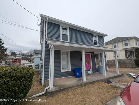90 Tompkins St, Pittston, PA 18640