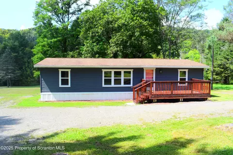 5513 State Rt 11, Hop Bottom, PA 18824