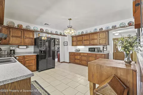 337 Ross Rd, Dalton, PA 18414 photo 8