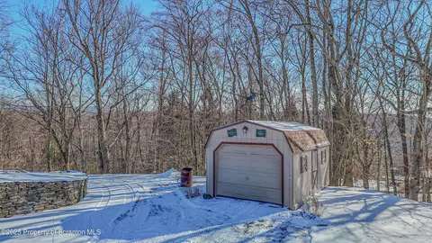 337 Ross Rd, Dalton, PA 18414 photo 37
