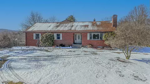 337 Ross Rd, Dalton, PA 18414 photo 3
