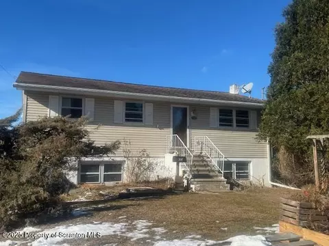 933 Marcy Ave, Duryea, PA 18642