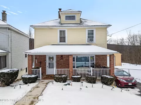 154 Jefferson St, Simpson, PA 18407