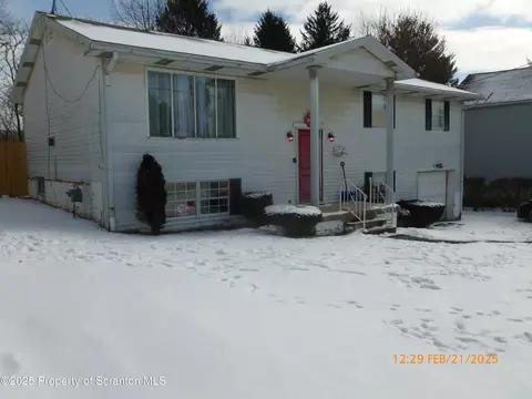 264 Dundaff St, Carbondale, PA 18407