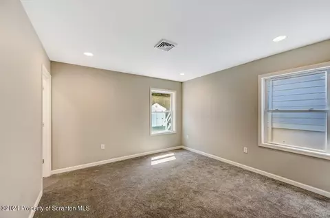 551 Back St, Scranton, PA 18504 photo 22
