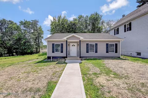 551 Back St, Scranton, PA 18504 photo 2