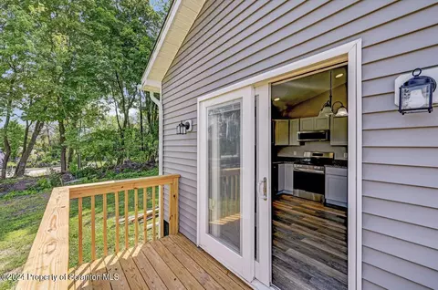 551 Back St, Scranton, PA 18504 photo 42