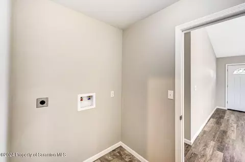 551 Back St, Scranton, PA 18504 photo 41