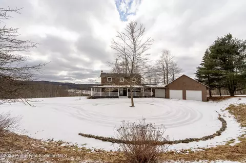 5636 Waterford Road Rd, Montrose, PA 18801