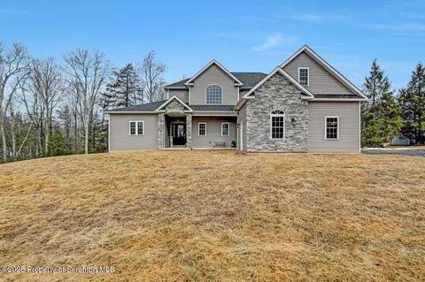 5 Josef Dr, Spring Brook Twp, PA 18444