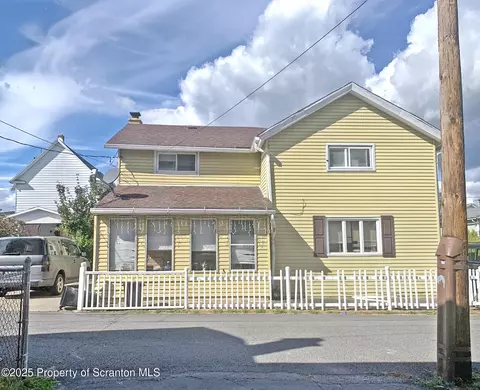 R1718 Wayne Avenue, Scranton, PA 18508