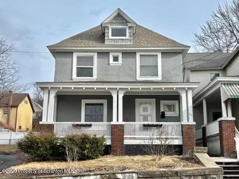 207 S Valley Ave, Olyphant, PA 18447