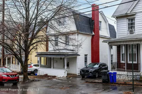 591 N James St, Hazleton, PA 18201