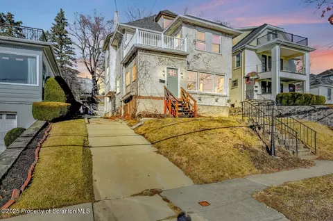 1115 Richmont St, Scranton, PA 18509
