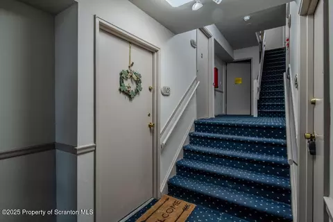 1103 Summit Pointe, Scranton, PA 18508 photo 3