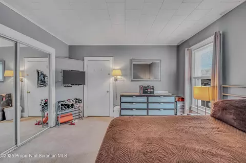 Bedroom - 440 E Drinker St, Dunmore, PA 18512 photo 10 of 10