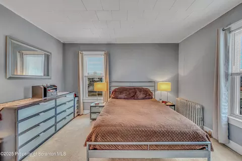 Bedroom - 440 E Drinker St, Dunmore, PA 18512 photo 9 of 10