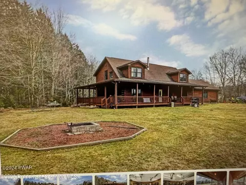 571 Stock Farm Rd, Lake Ariel, PA 18436