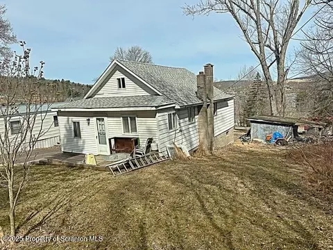 234 Rodham Ln, Factoryville, PA 18419