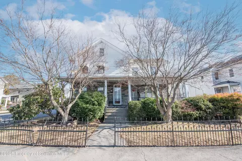 1422-1424 Price St, Scranton, PA 18504