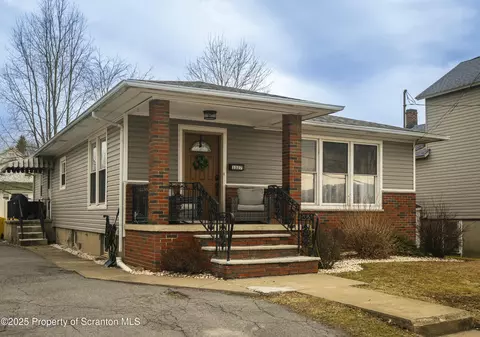 1327 Winton St, Archbald, PA 18403