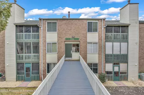 1508 Summit Pointe, Scranton, PA 18508