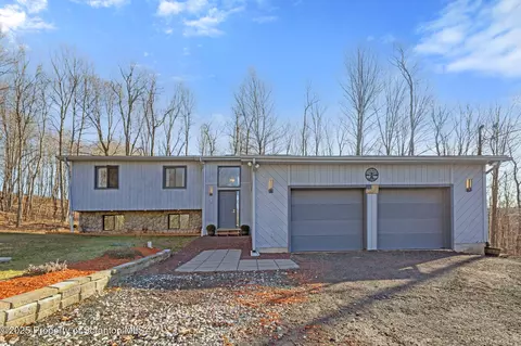 20 Second St, Spring Brook, PA 18444