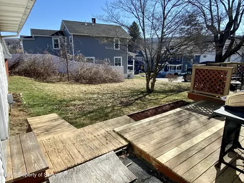 332 Main St, Archbald, PA 18403 photo 9